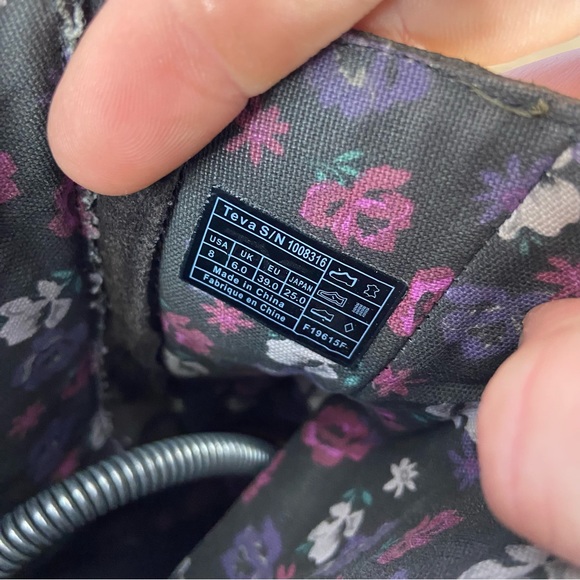 Teva foxy Womens size 8 shoes green leather waterproof side zip heel boots - Picture 8 of 8